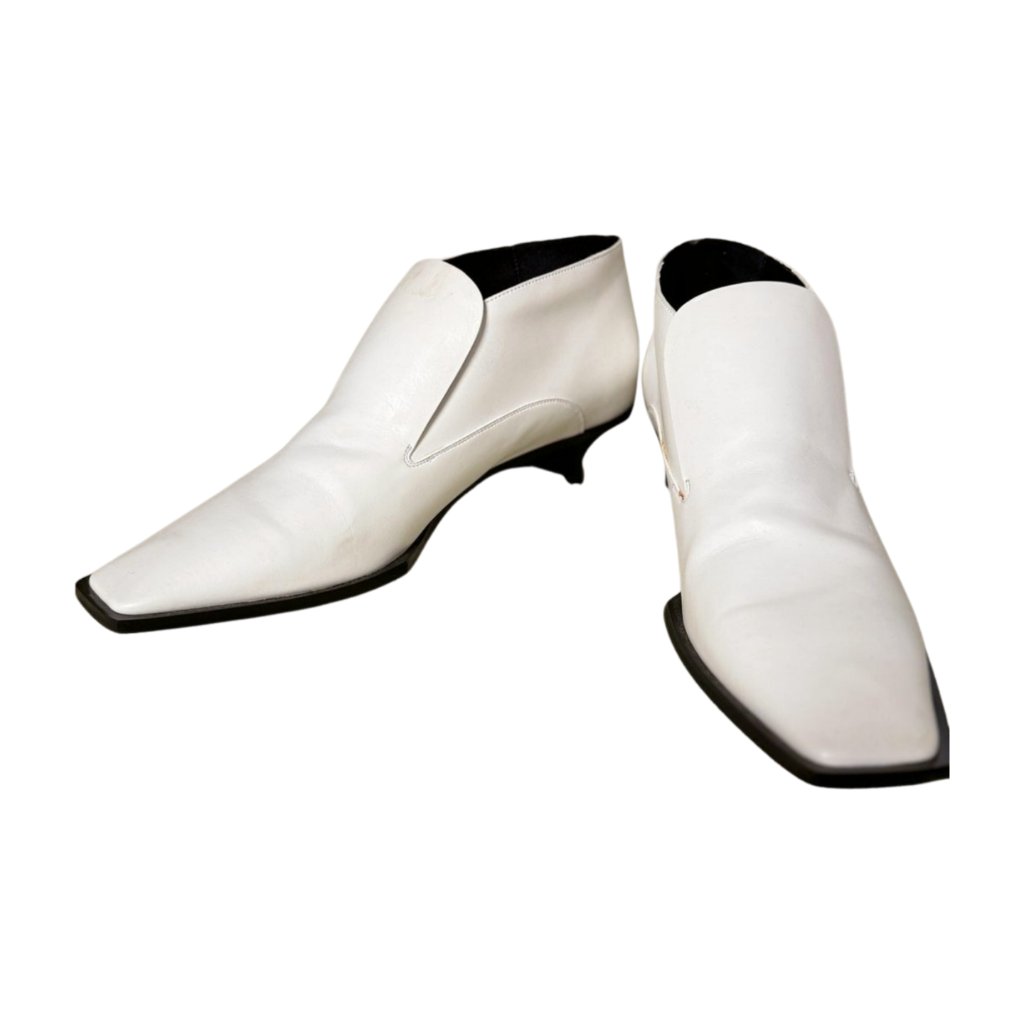Stella Mccartney White “Scarpa Percy” Kitten Heel Booties | Made In Italy